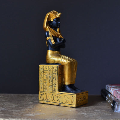 Tutankhamun Statue 