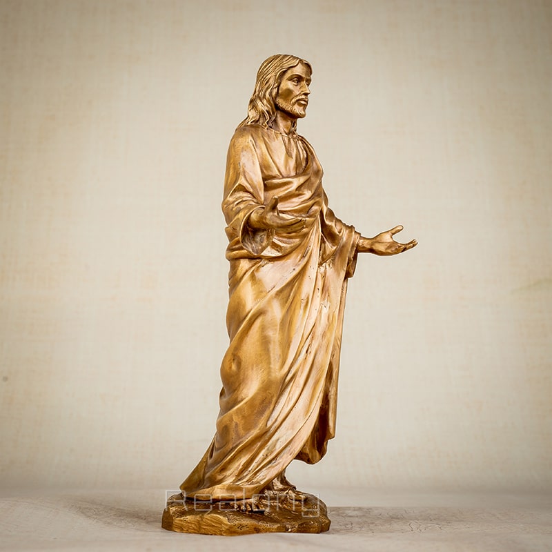 Jesus Statue 